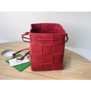 보테가베네타 숄더백