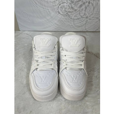 루이비통 LV 트레이너 스니커즈 화이트