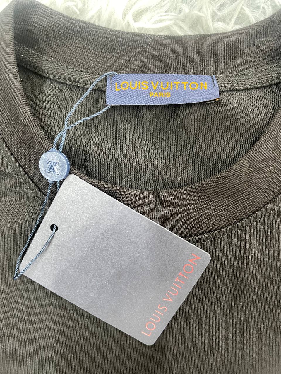 루이비통 티셔츠 화이트,블랙