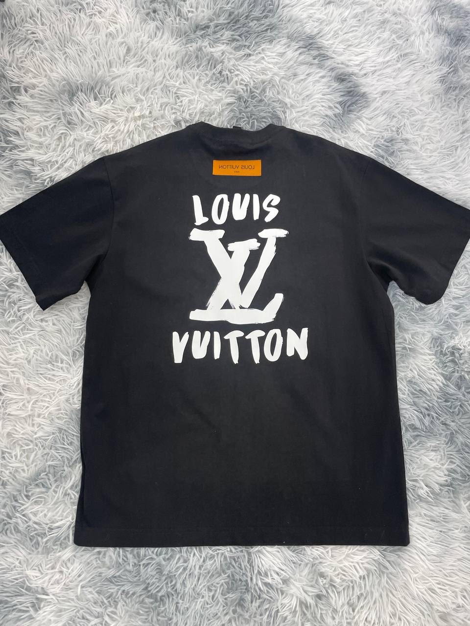 루이비통 티셔츠 화이트,블랙