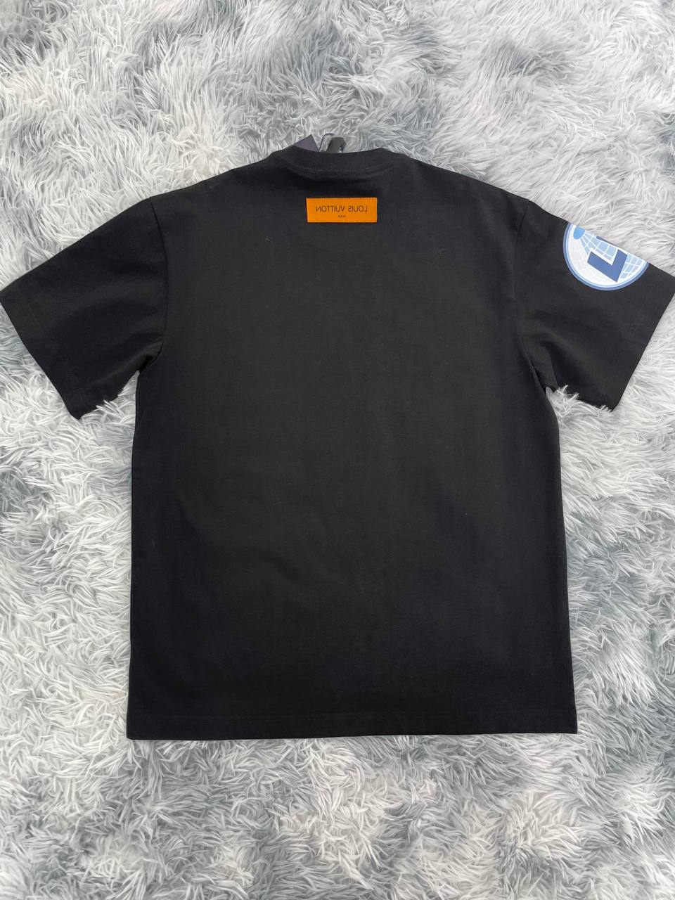 루이비통 티셔츠 화이트,블랙,베이지