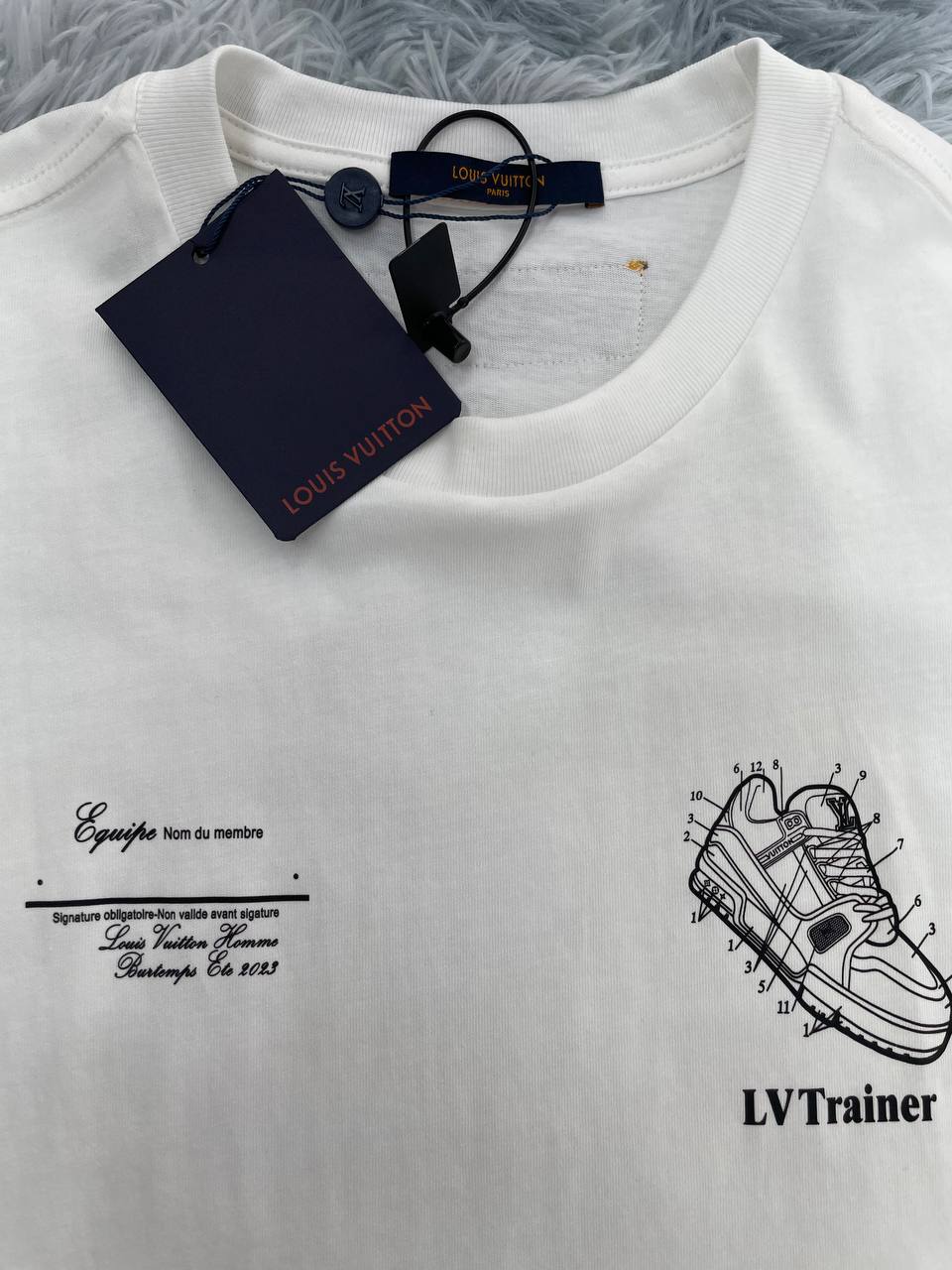 루이비통 티셔츠 화이트,블랙