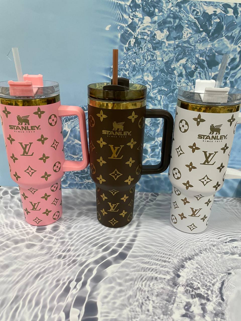 스탠리 1.18L 루이비통 텀블러(브라운,화이트,핑크)
