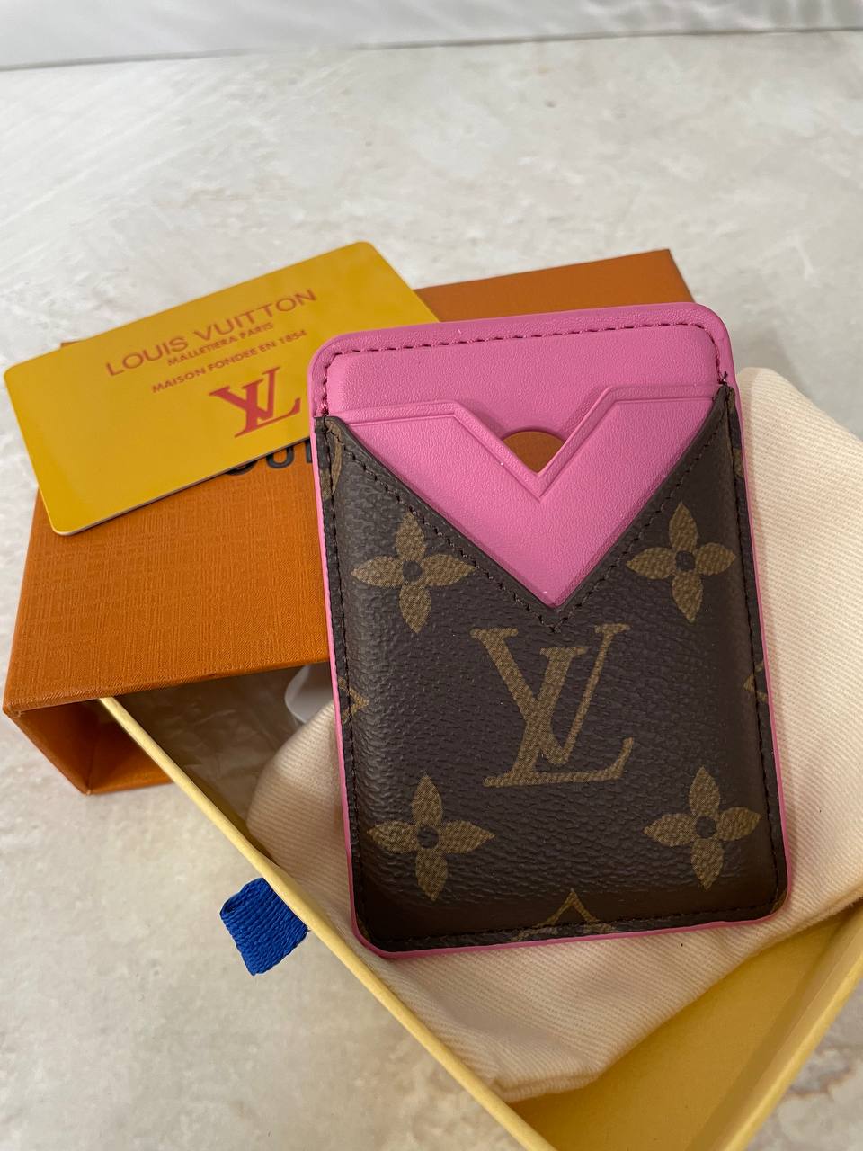 루이비통 맥세이프