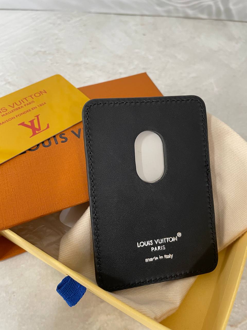 루이비통 맥세이프