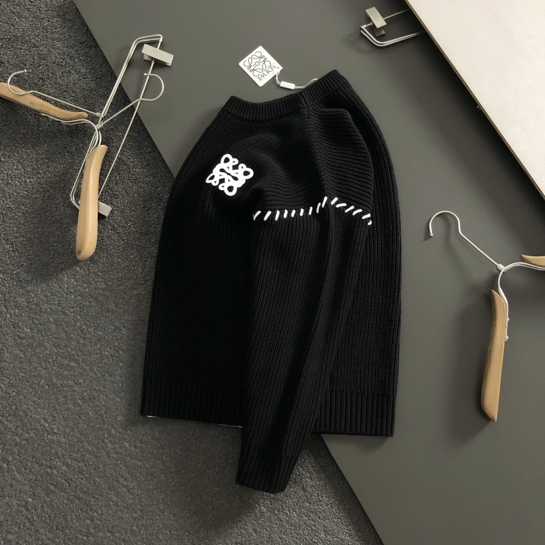 로에베 패치로고 암스티치 배색 양모라운드