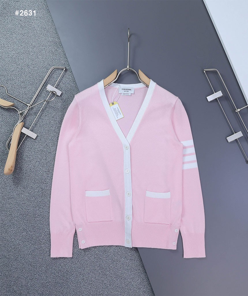 [THOM BROWNE] 톰브라운 밀라노 4바 스티치 V넥 가디건