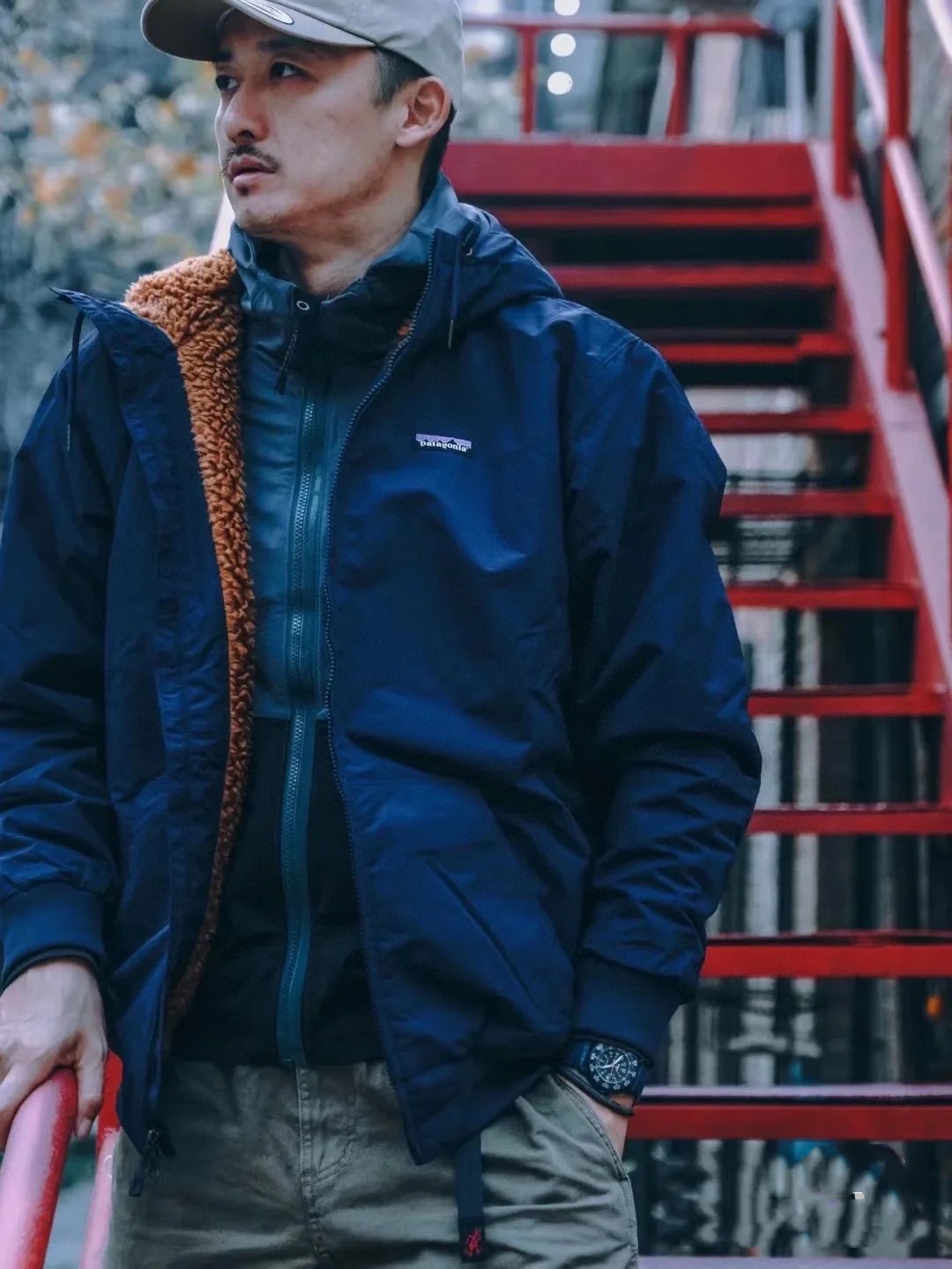 Patagonia  신상 오색 Men's Lined Isthmus Hoody