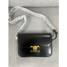 [CELINE] 클래식 트리옹프 백 - 샤이니 카프스킨