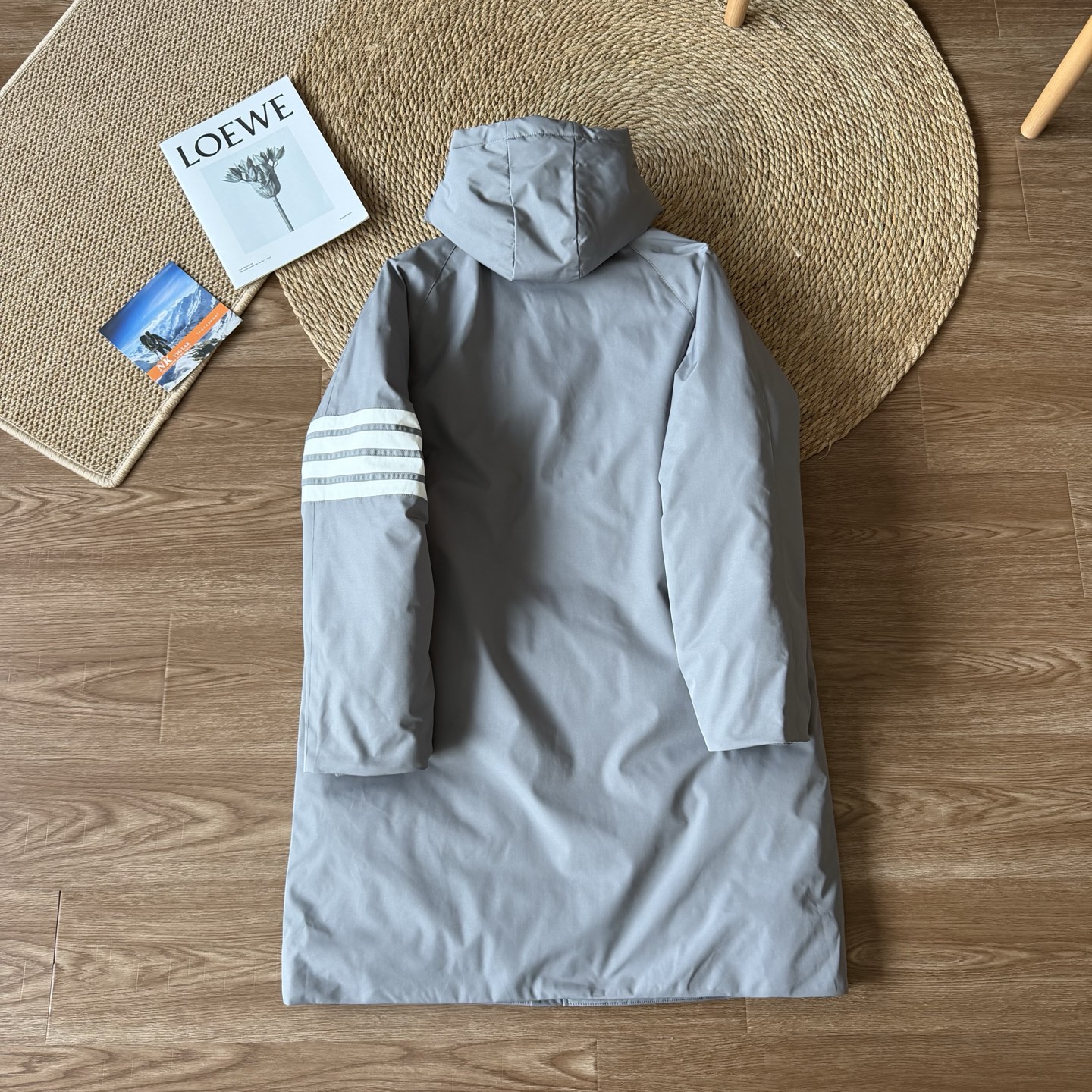 THOM BROWNE 롱패딩