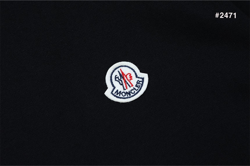 [MONCLER] 몽클레어 그레노블 로고 패치 라운드 맨투맨