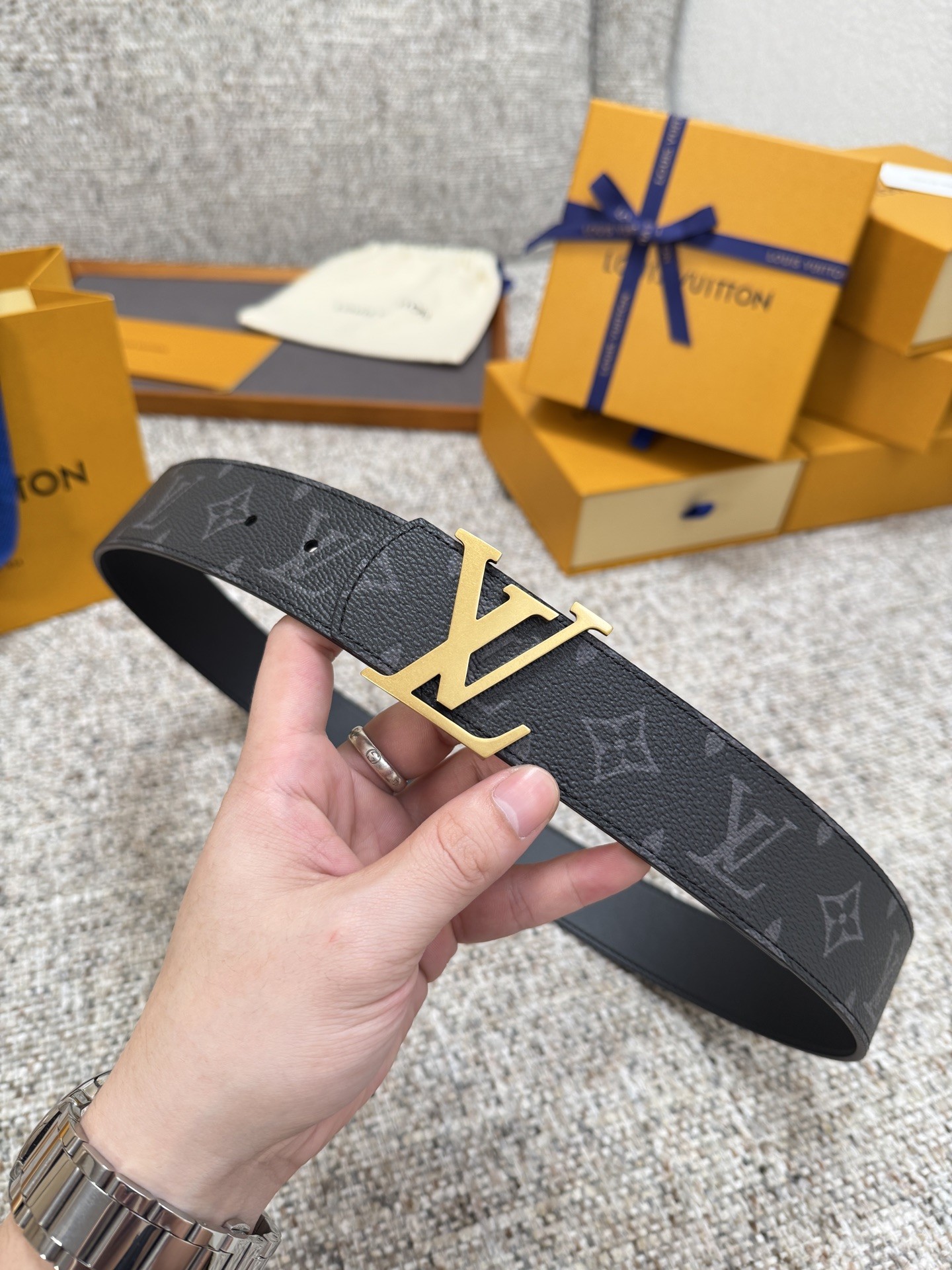 [Louis Vuitton-루이비통] 4.0 Dimension 양면 벨트