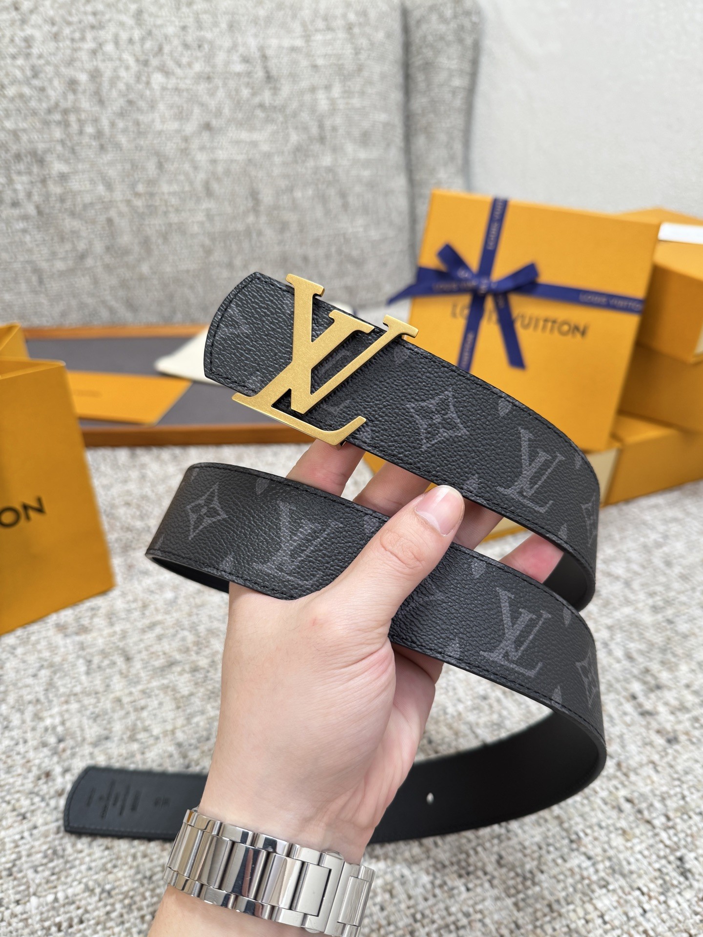 [Louis Vuitton-루이비통] 4.0 Dimension 양면 벨트