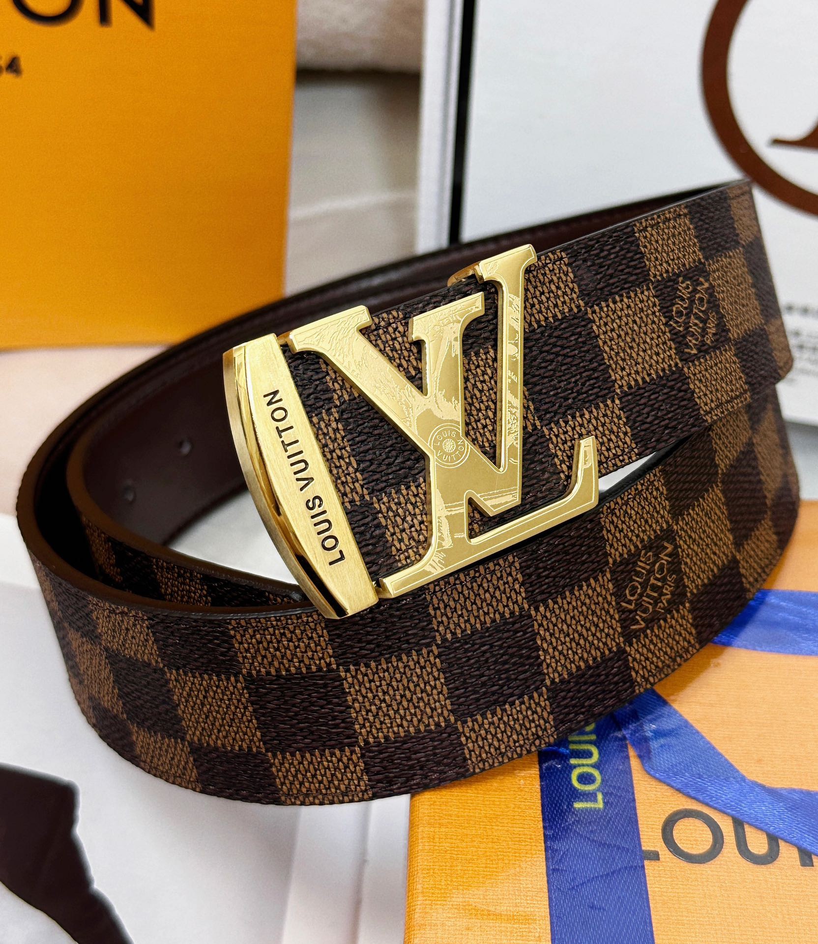[Louis Vuitton-루이비통] 4.0 오리지널 양면 벨트