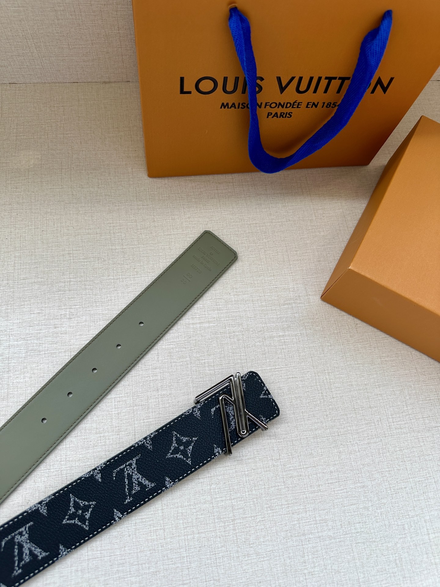 [Louis Vuitton-루이비통]4.0 양면 남성 벨트