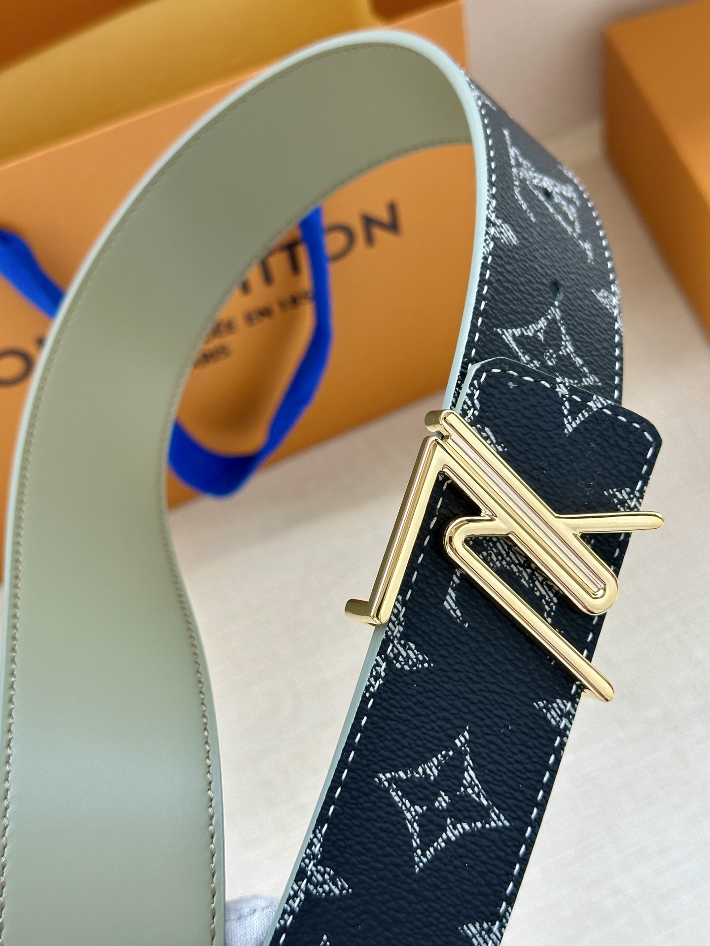 [Louis Vuitton-루이비통]4.0 양면 남성 벨트