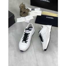[CHANEL-샤넬]남녀공용 샤넬 스니커즈