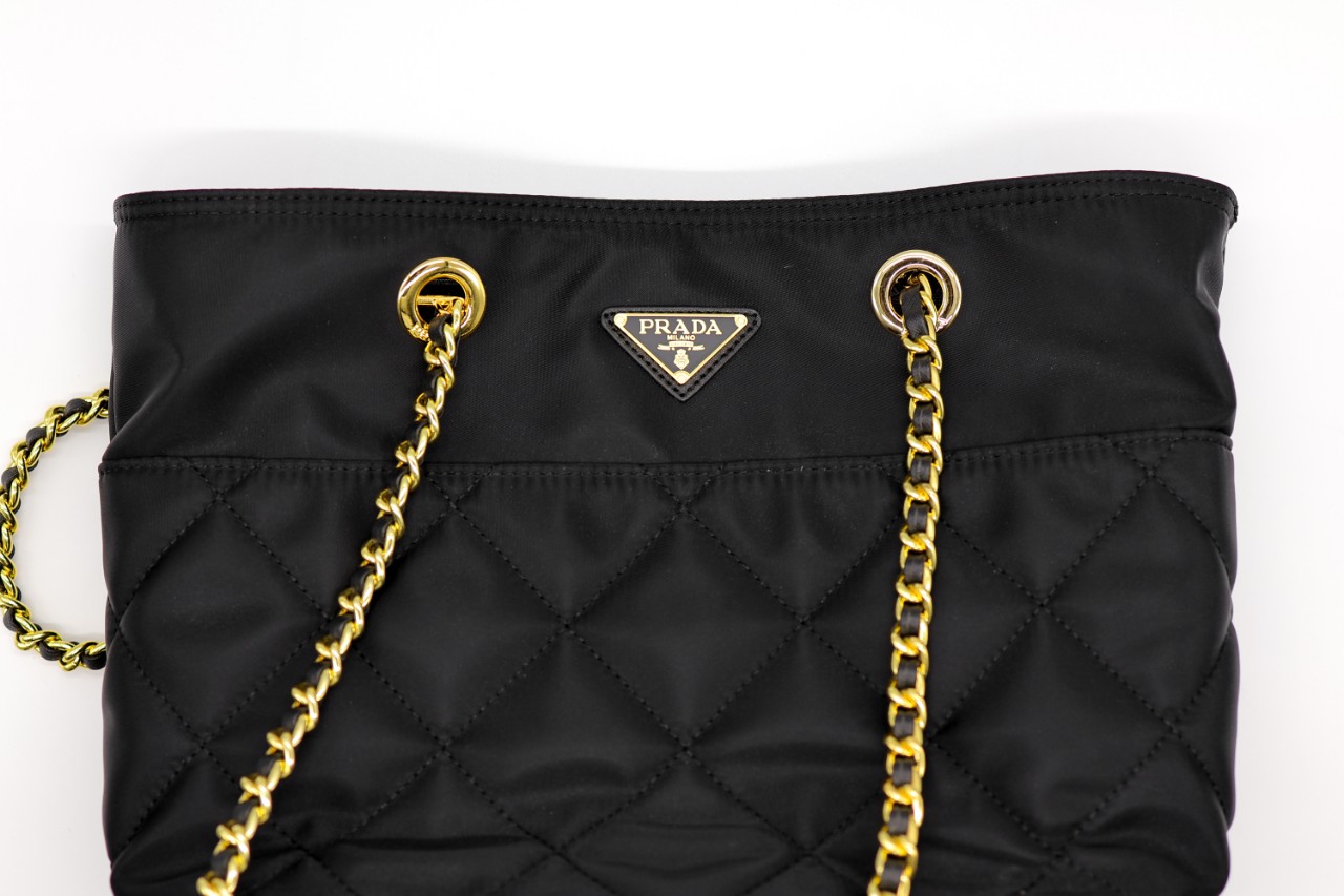 프라다 리에디션 1995 라지 리나일론 솔더백 (매장판)