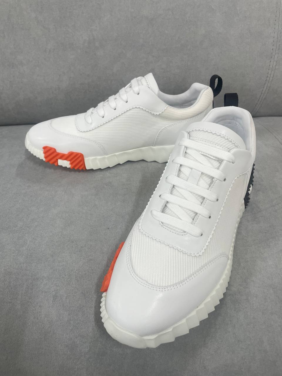 에르메스 바운싱 화이트