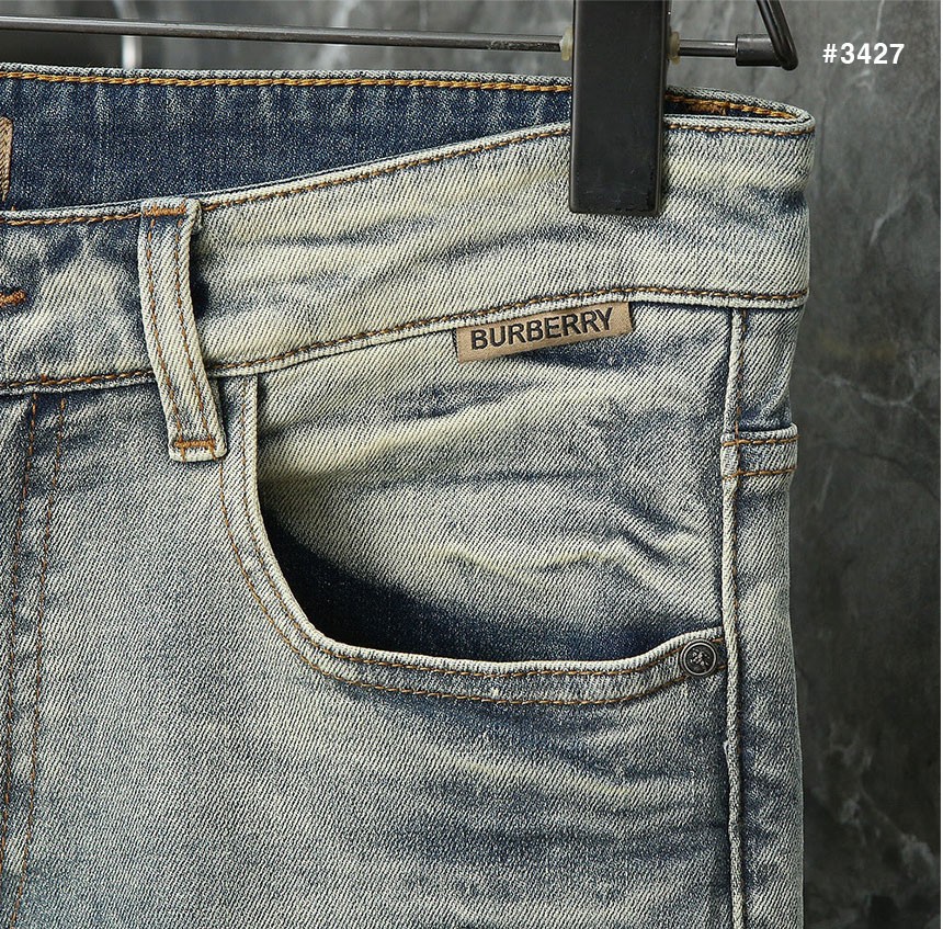 [BURBERRY] 버버리 레드 기마자수 워싱 데님 팬츠