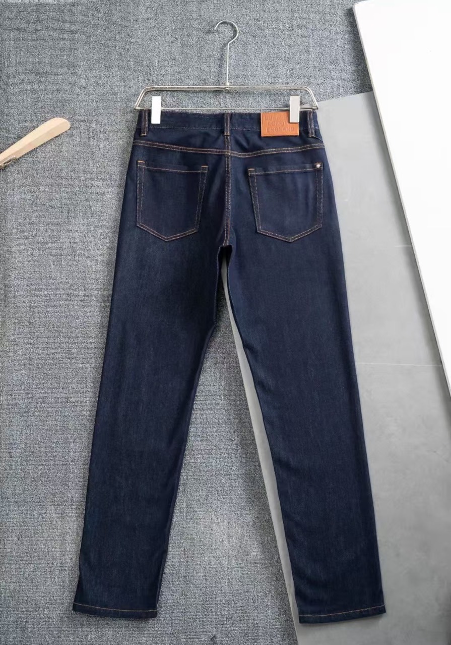 버버리 26년  매장완판제품