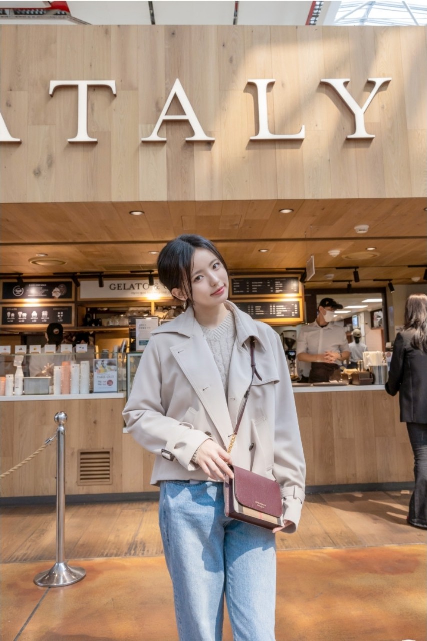 버버리 햄프셔 체인 미니 크로스백 (매장판)