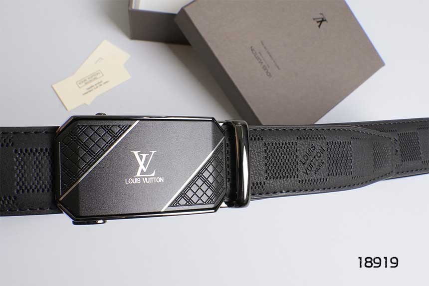 [LOUIS VUITTON] 루이비통 LV로고 스퀘어 자동벨트