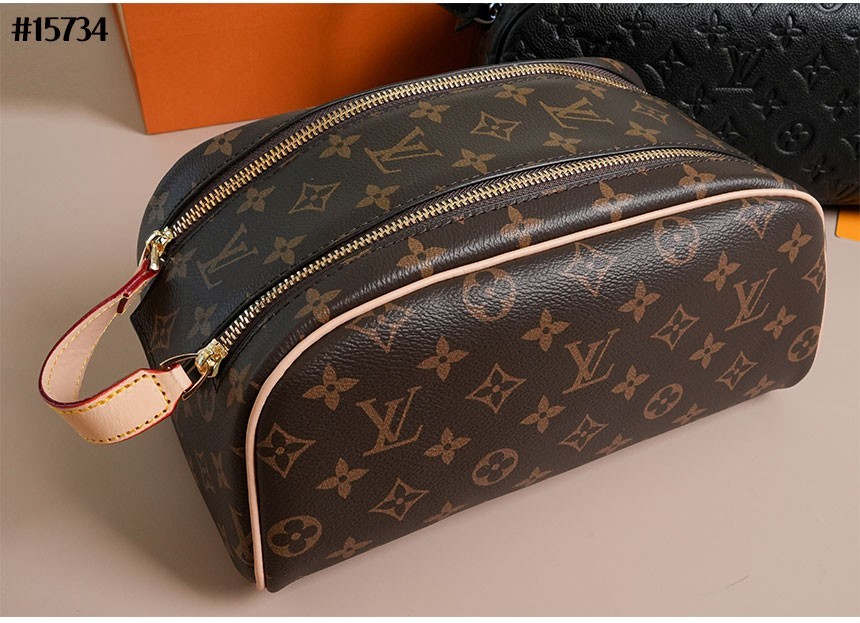 루이비통 돕 키트 모노그램 파우치 백